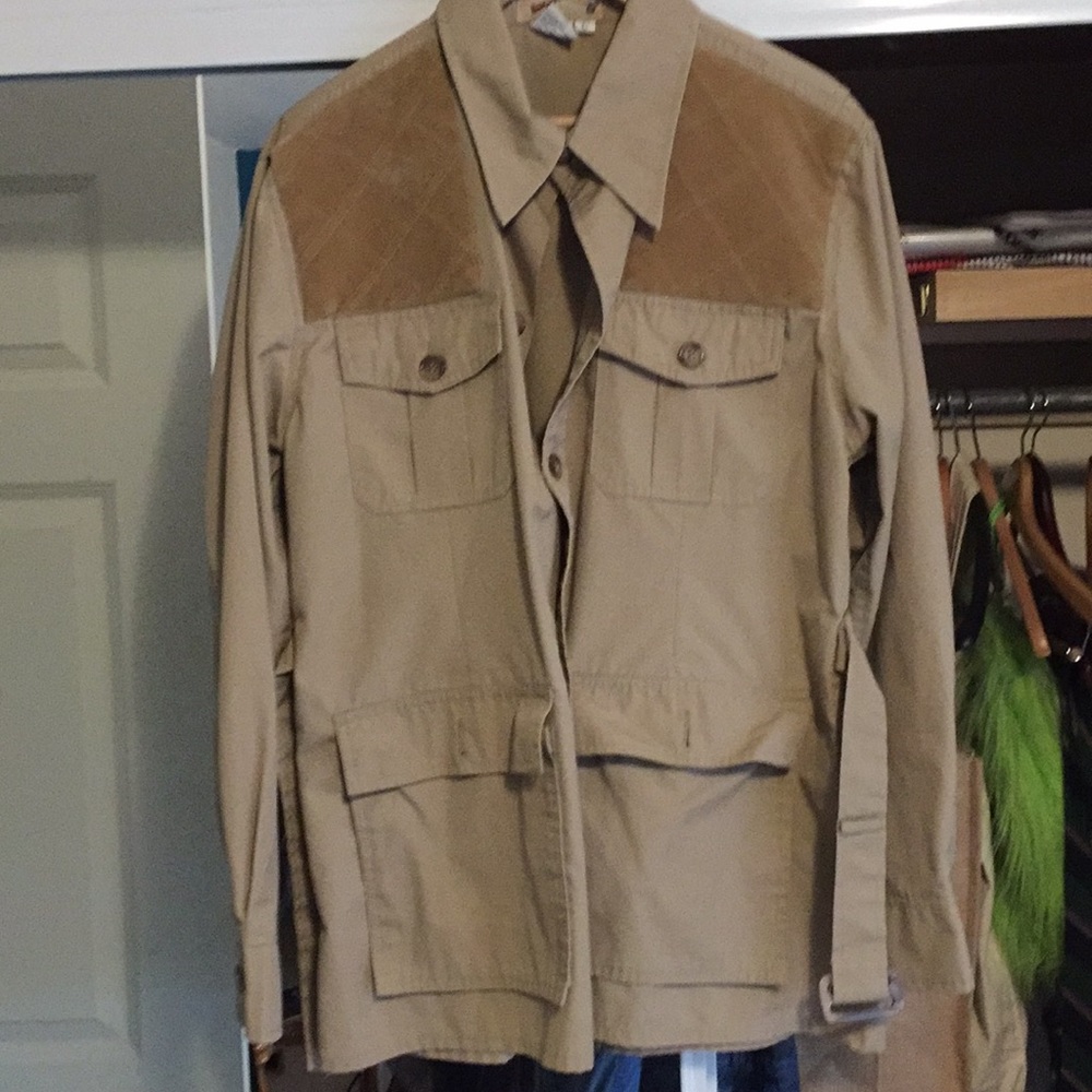 Classic Cabela’s Safari style jacket